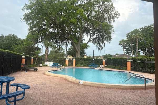 House sit in Winter Park, FL, US
