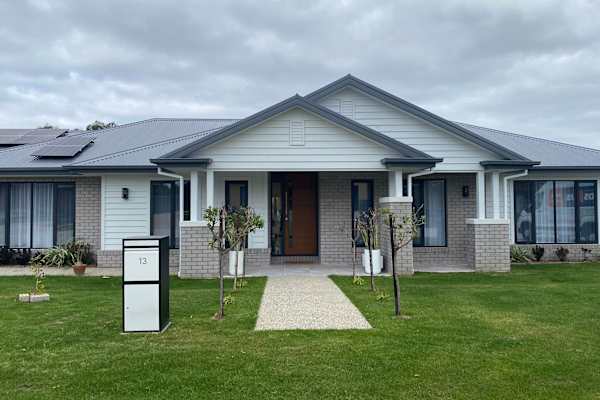 House sit in Paynesville, VIC, Australia