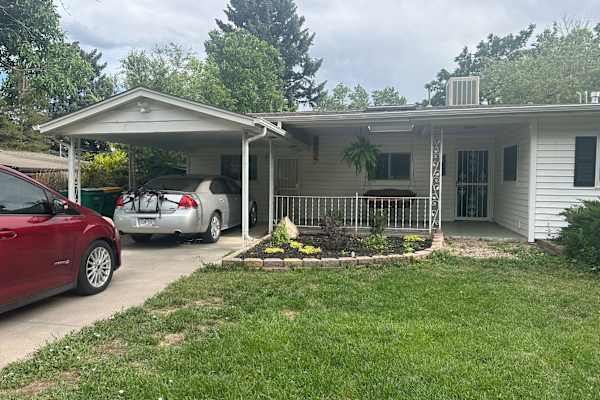 House sit in Lakewood, CO, US
