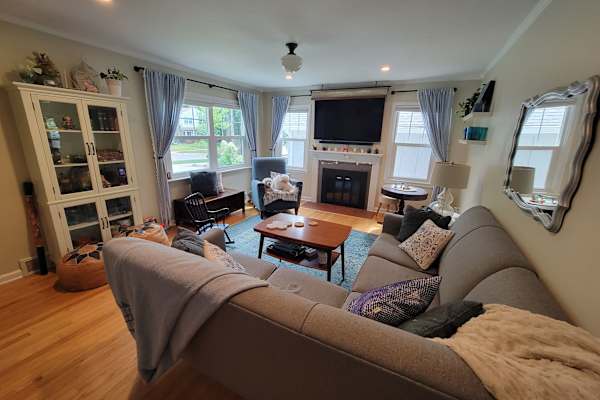 House sit in Ann Arbor, MI, US
