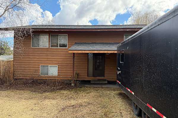 House sit in Anchorage, AK, US