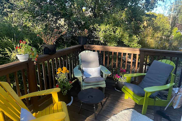 House sit in Oak Bay, BC, Canada