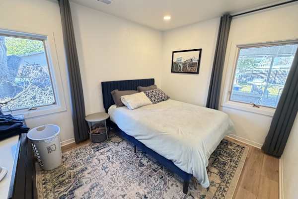 House sit in Los Ranchos de Albuquerque, NM, US