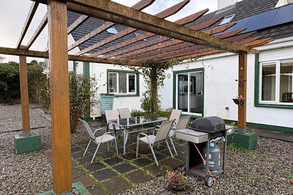 House sit in Rosscahill, Ireland