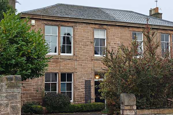 House sit in Edinburgh, United Kingdom