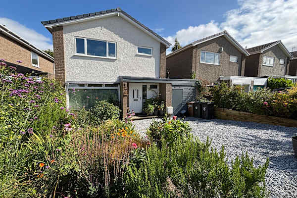 House sit in Balerno, United Kingdom