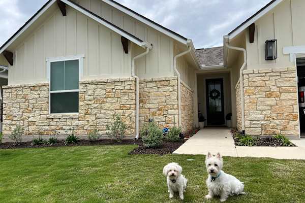 House sit in San Marcos, TX, US