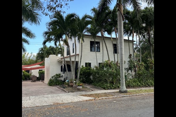 House sit in West Palm Beach, FL, US