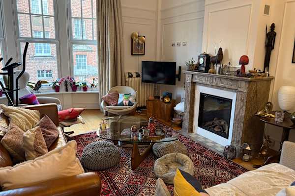 House sit in Brussels, Belgium