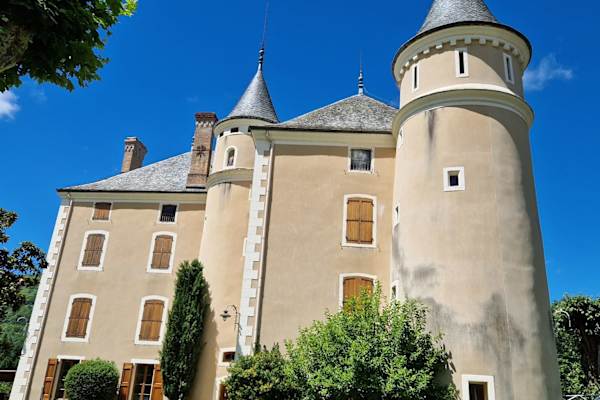House sit in Foix, France