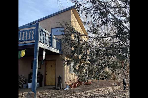 House sit in Taos, NM, US