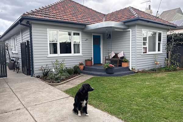 House sit in Melbourne, VIC, Australia