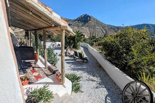 House sit in Oria, Spain