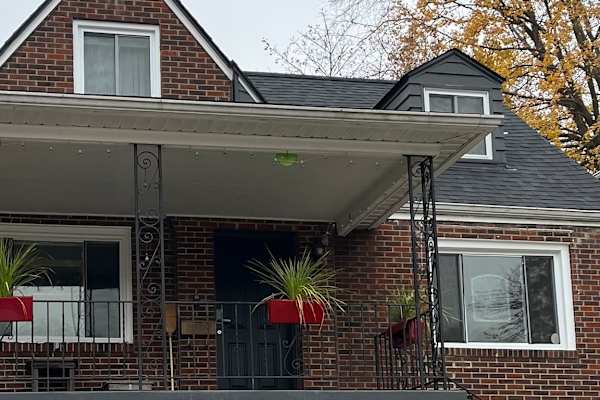 House sit in Pittsburgh, PA, US