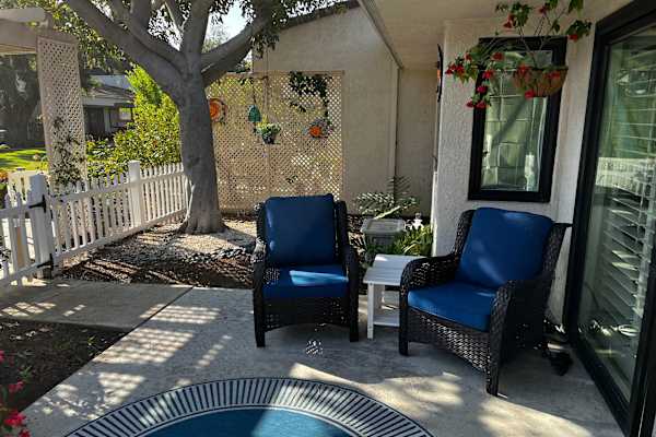 House sit in Irvine, CA, US