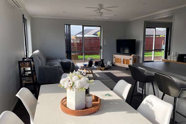 House sit in Kumeu, New Zealand