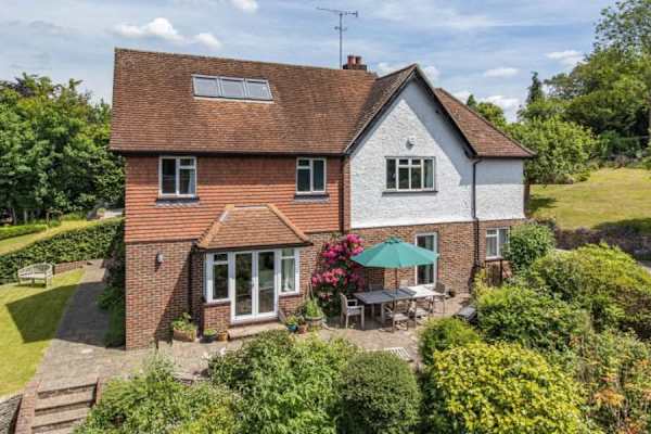 House sit in Sevenoaks, United Kingdom