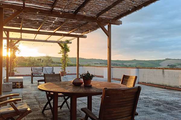 House sit in Mogliano, Italy