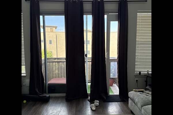 House sit in Las Vegas, NV, US