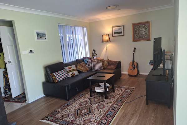 House sit in Ettalong, NSW, Australia