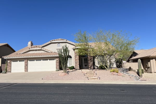 House sit in Phoenix, AZ, US