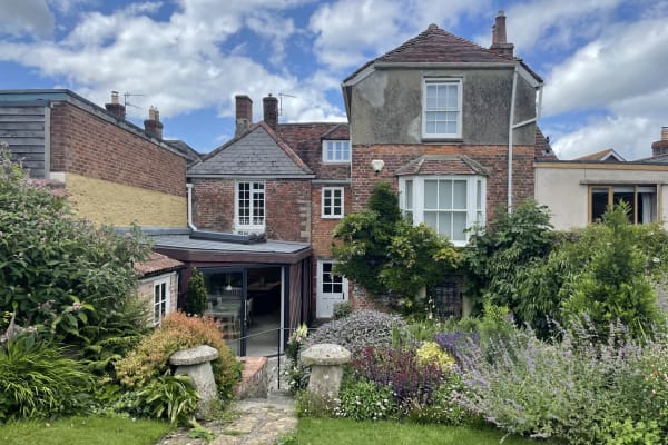 House sit in Castle Cary, United Kingdom