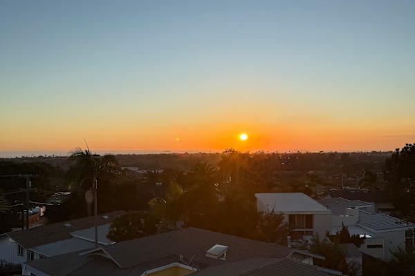 House sit in Oceanside, CA, US