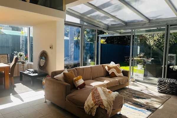 House sit in Melbourne, VIC, Australia