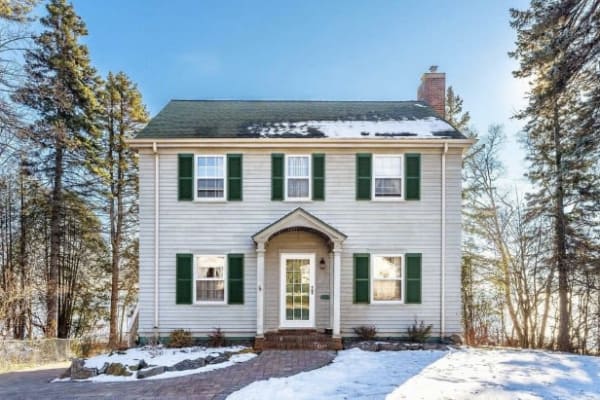 House sit in Duluth, MN, US