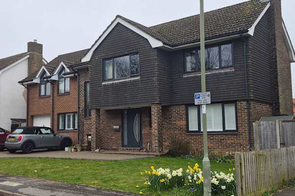 House sit in Winchester, United Kingdom