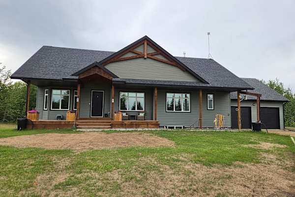 House sit in Stony Plain, AB, Canada