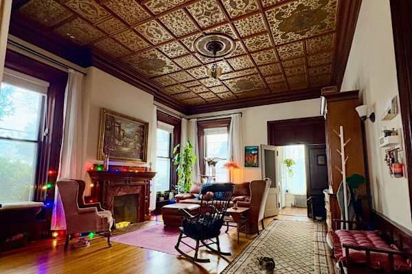 House sit in Portsmouth, NH, US