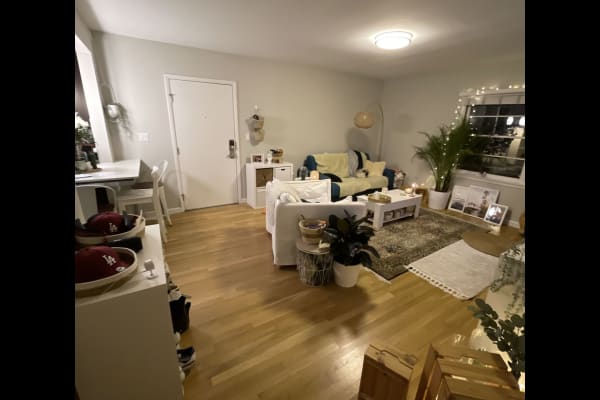 House sit in Santa Monica, CA, US