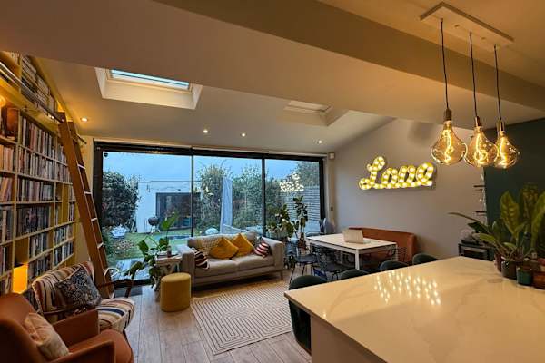 House sit in Merton Park, United Kingdom