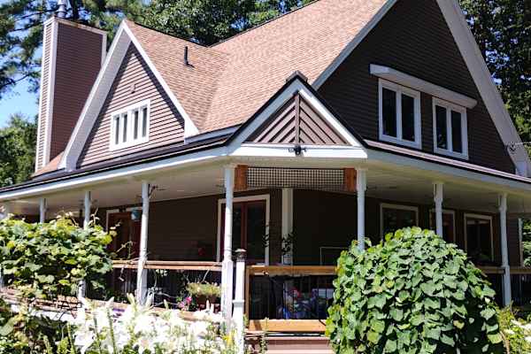 House sit in Ware Center, MA, US