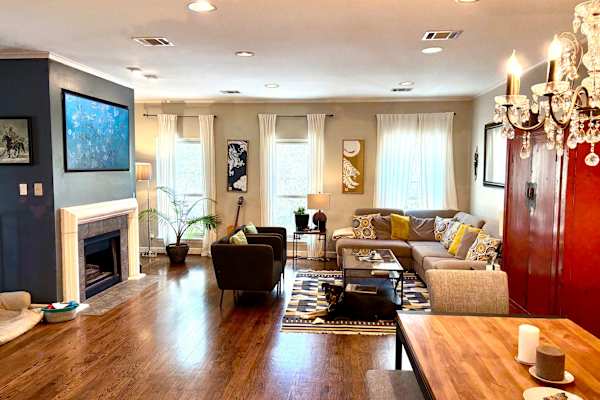House sit in Houston, TX, US