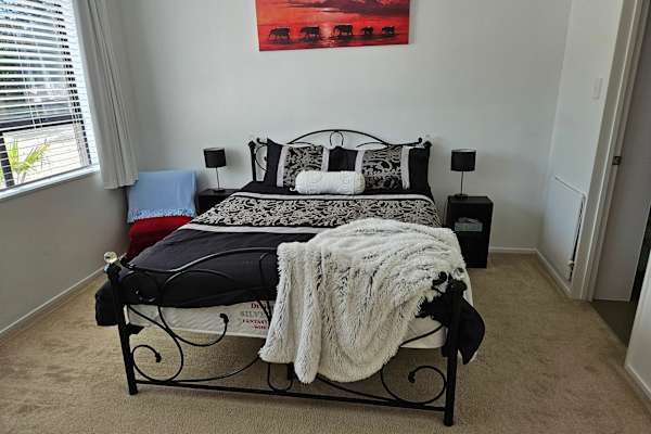 House sit in Katikati, New Zealand