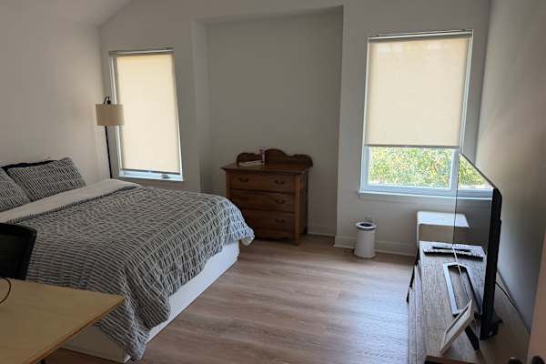House sit in Kansas City, MO, US