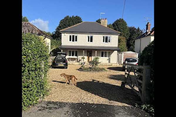 House sit in Salisbury, United Kingdom