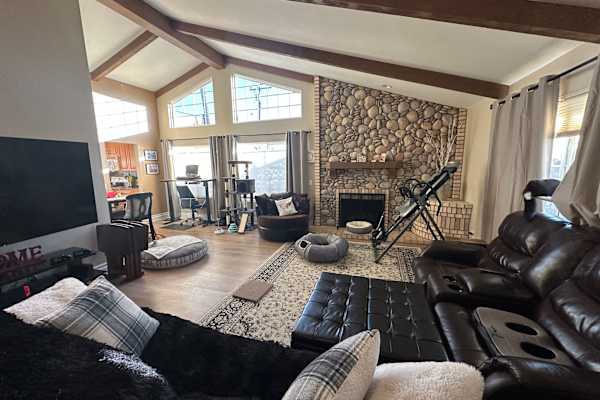 House sit in Ventura, CA, US
