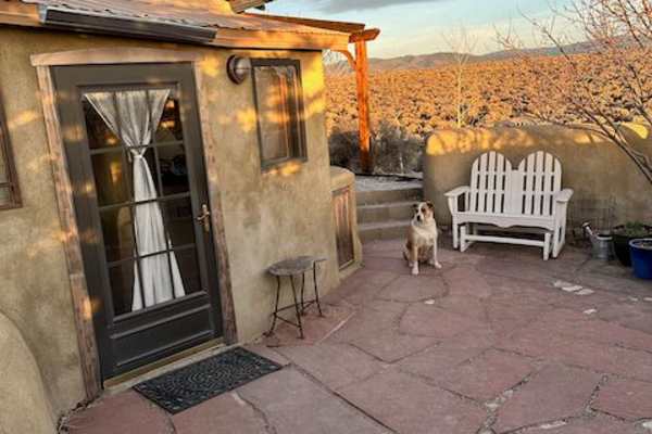 House sit in Taos, NM, US