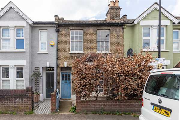 House sit in Walthamstow, United Kingdom