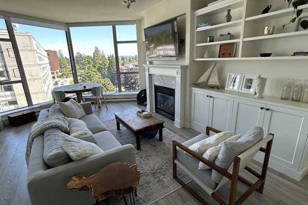 House sit in North Vancouver, BC, Canada