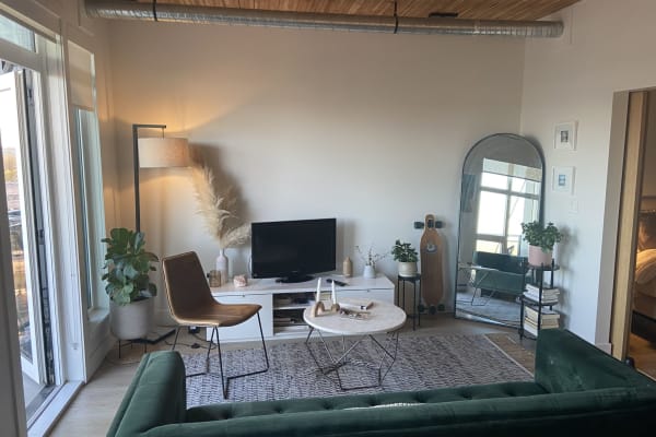 House sit in Burnaby, BC, Canada