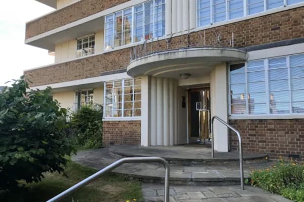 House sit in London, United Kingdom