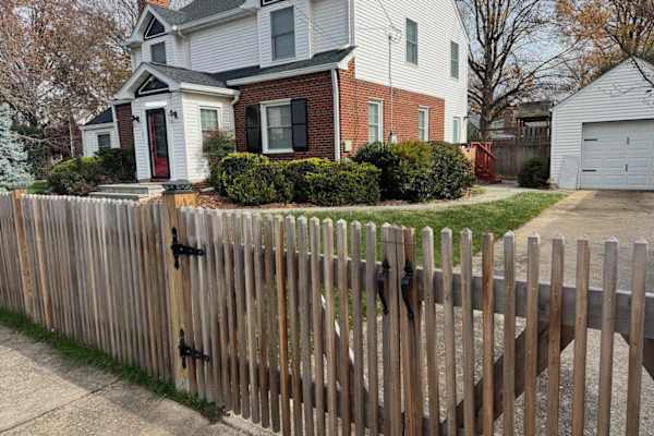 House sit in Alexandria, VA, US