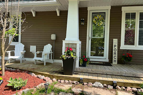 House sit in Port Severn, ON, Canada