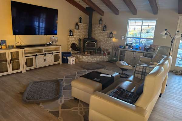 House sit in Temecula, CA, US