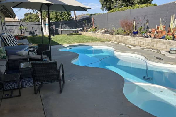 House sit in Fullerton, CA, US