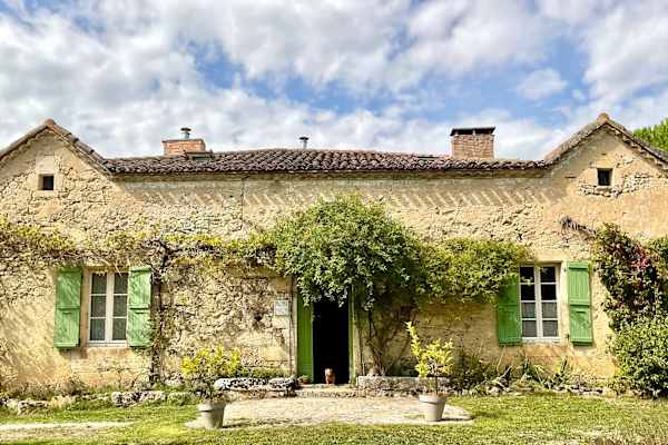 House sit in L’Isle-Bouzon, France